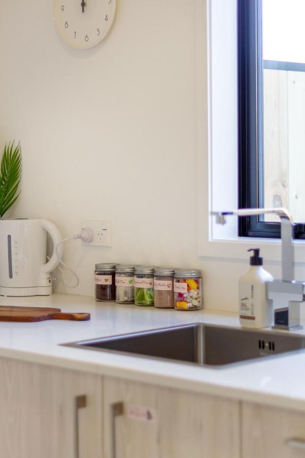 Coastal Sands Escape 1 Bed 1 Bath W/Sofa Bed Christchurch Buitenkant foto